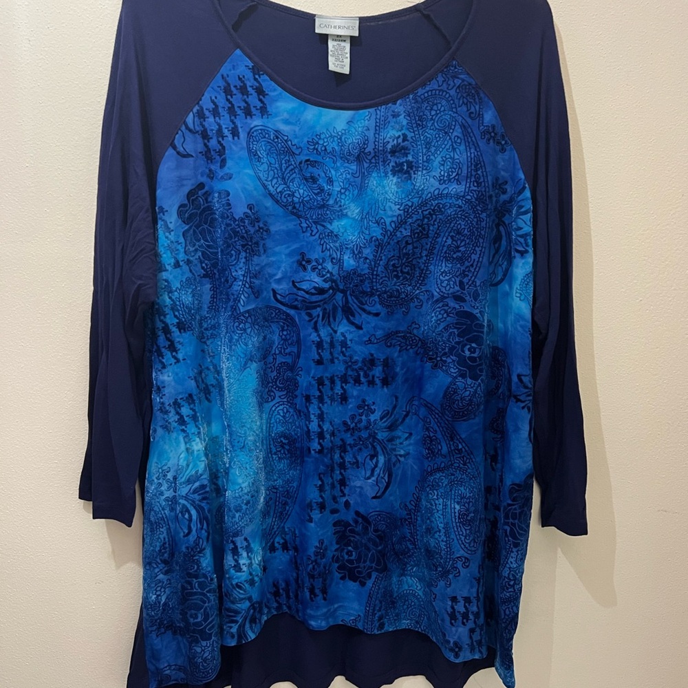 Catherines Navy and Blue Velvet Print Paisley 3/4 Sleeve Top Size 2X 22W/24W